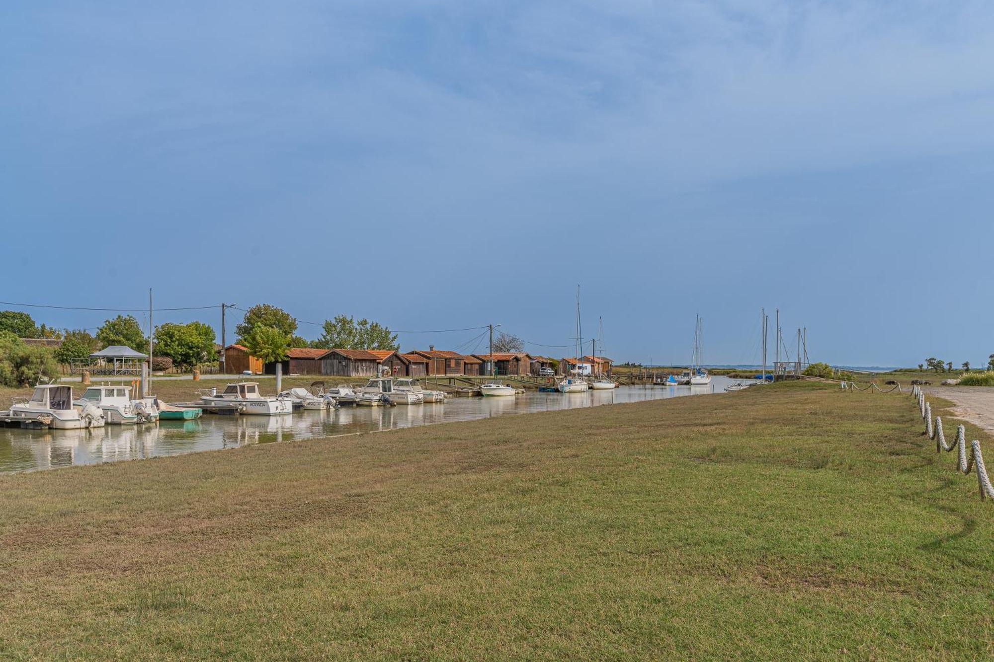 Le Pin Franc Villa Valeyrac Luaran gambar
